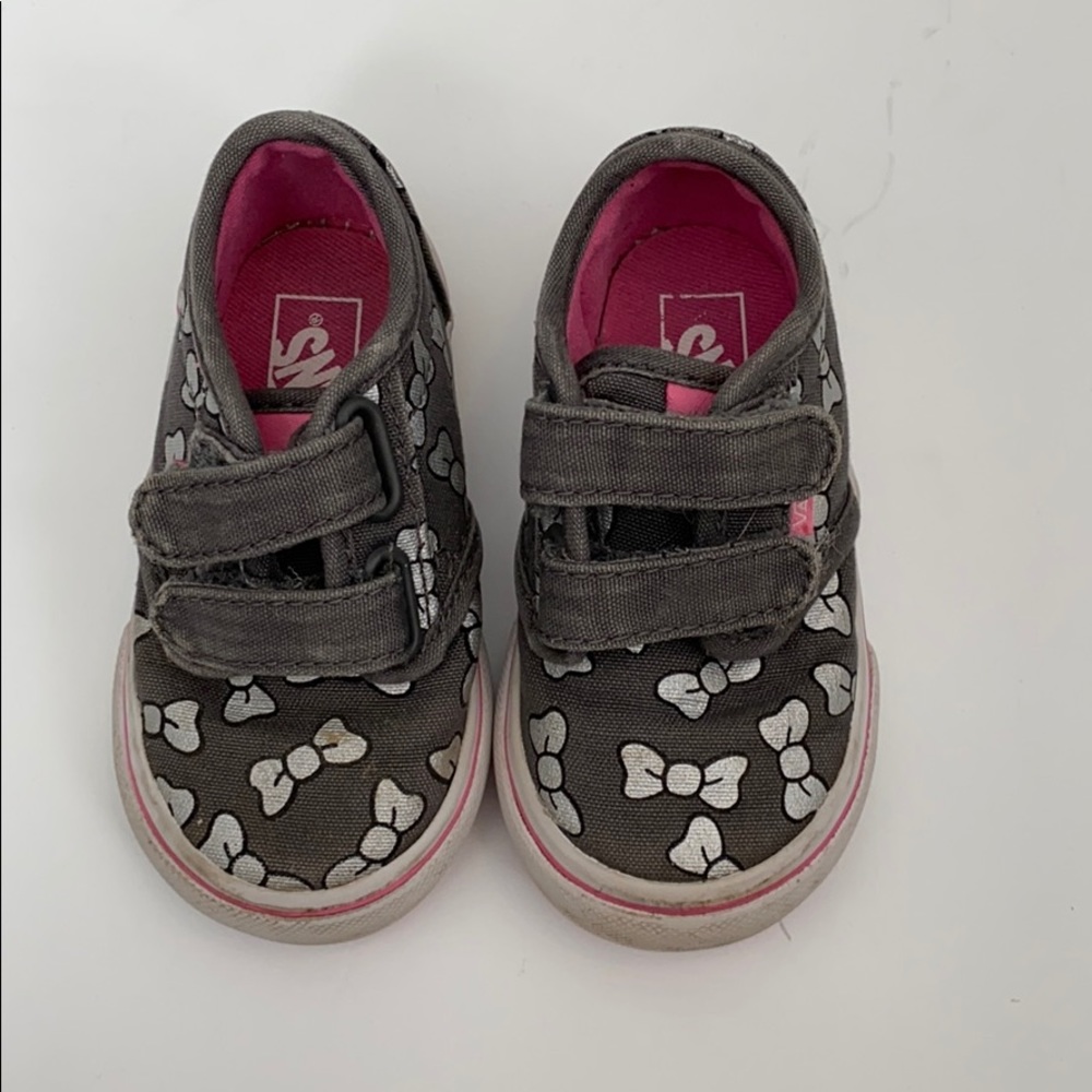Toddler bow print vans